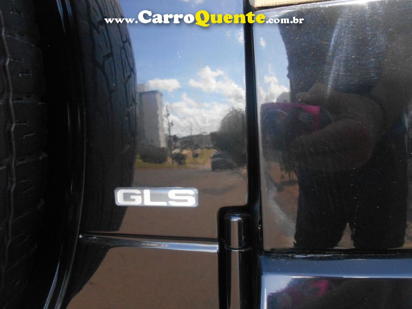 Mitsubishi PAJERO TR4 2.0 GLS 4X4 16V FLEX 4P MANUAL - Loja