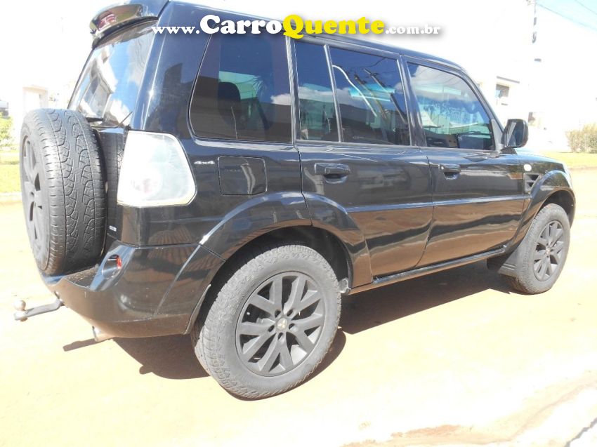 Mitsubishi PAJERO TR4 2.0 GLS 4X4 16V FLEX 4P MANUAL - Loja