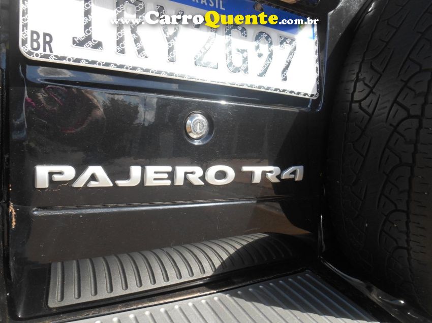 Mitsubishi PAJERO TR4 2.0 GLS 4X4 16V FLEX 4P MANUAL - Loja