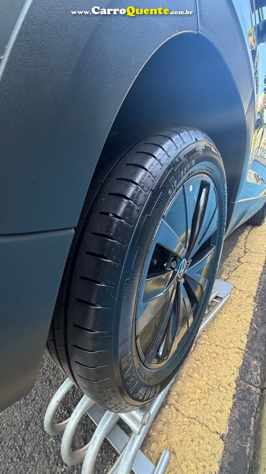VOLKSWAGEN TAOS 250 TSI COMFORTLINE 2024 - Loja