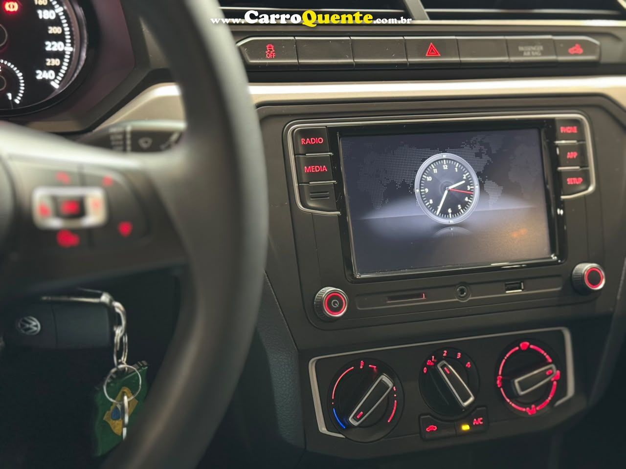 VOLKSWAGEN SAVEIRO 1.6 MSI TRENDLINE CS 16V 2024 - Loja