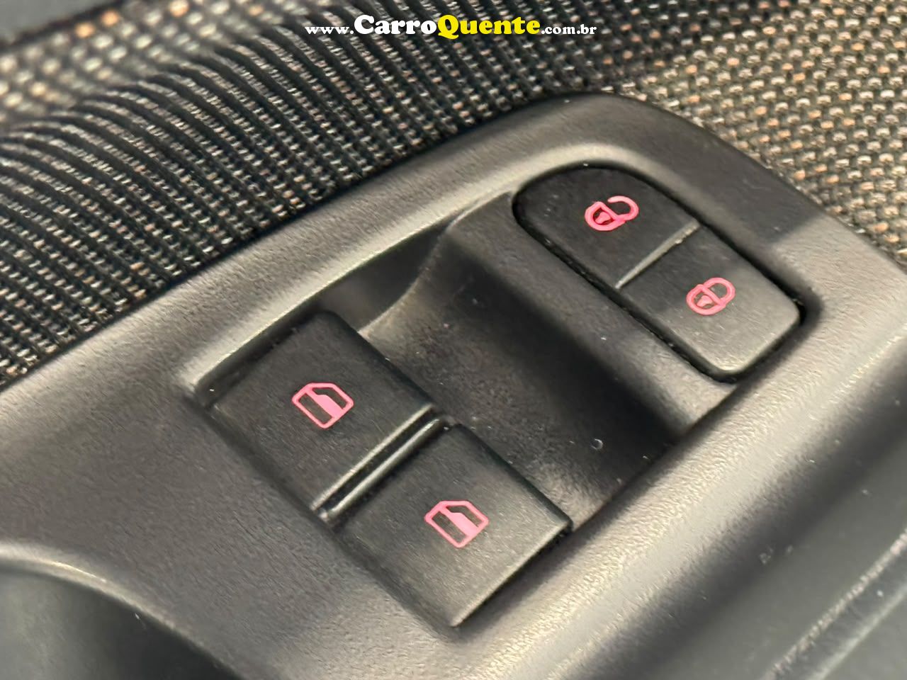 VOLKSWAGEN SAVEIRO 1.6 MSI TRENDLINE CS 16V 2024 - Loja