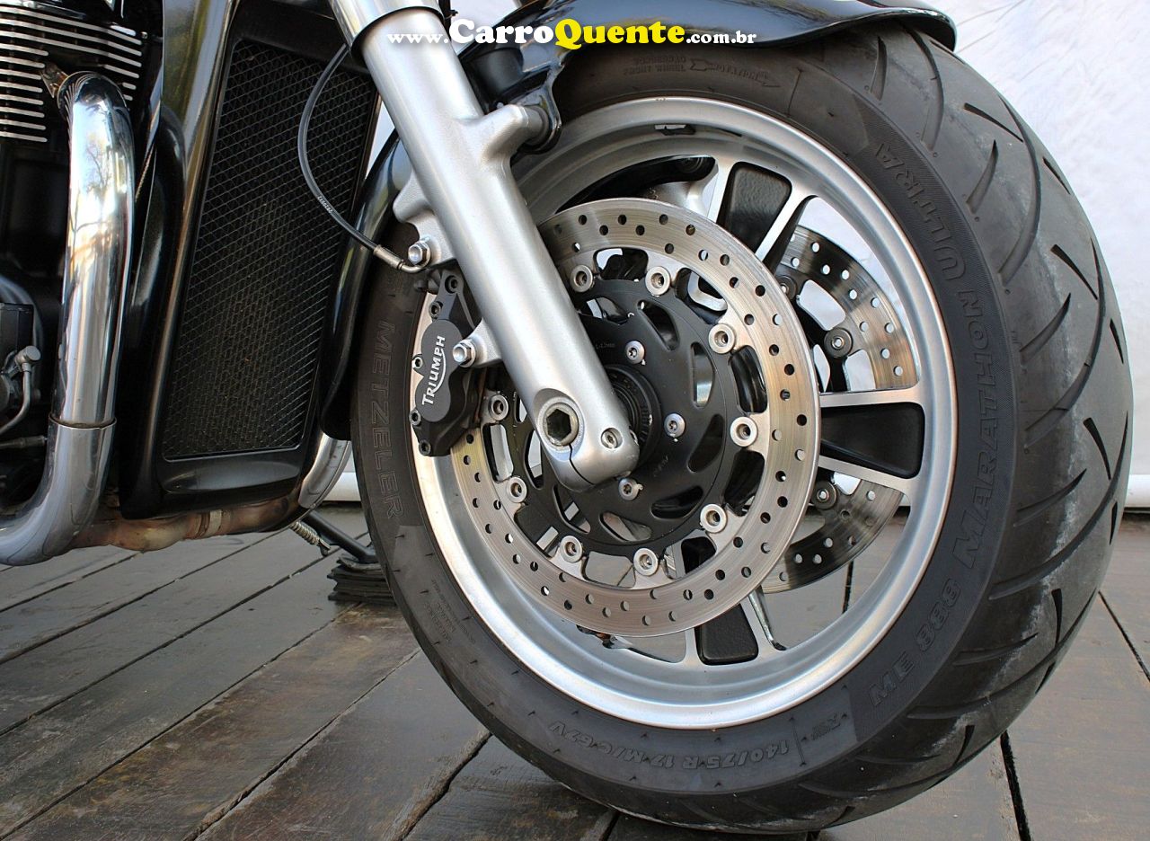TRIUMPH THUNDERBIRD COMMANDER ABS 2016 - Loja