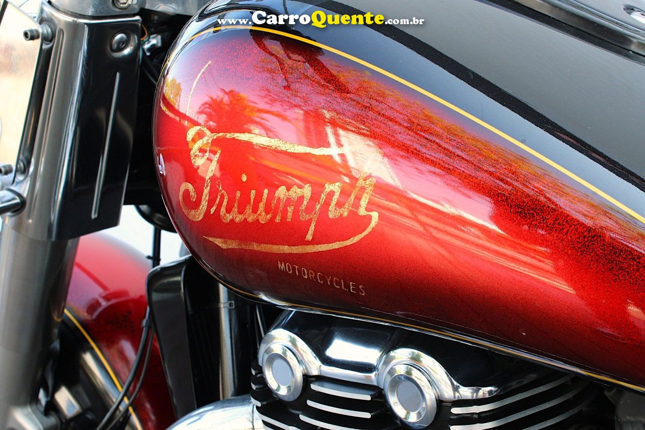 TRIUMPH THUNDERBIRD COMMANDER ABS 2016 - Loja
