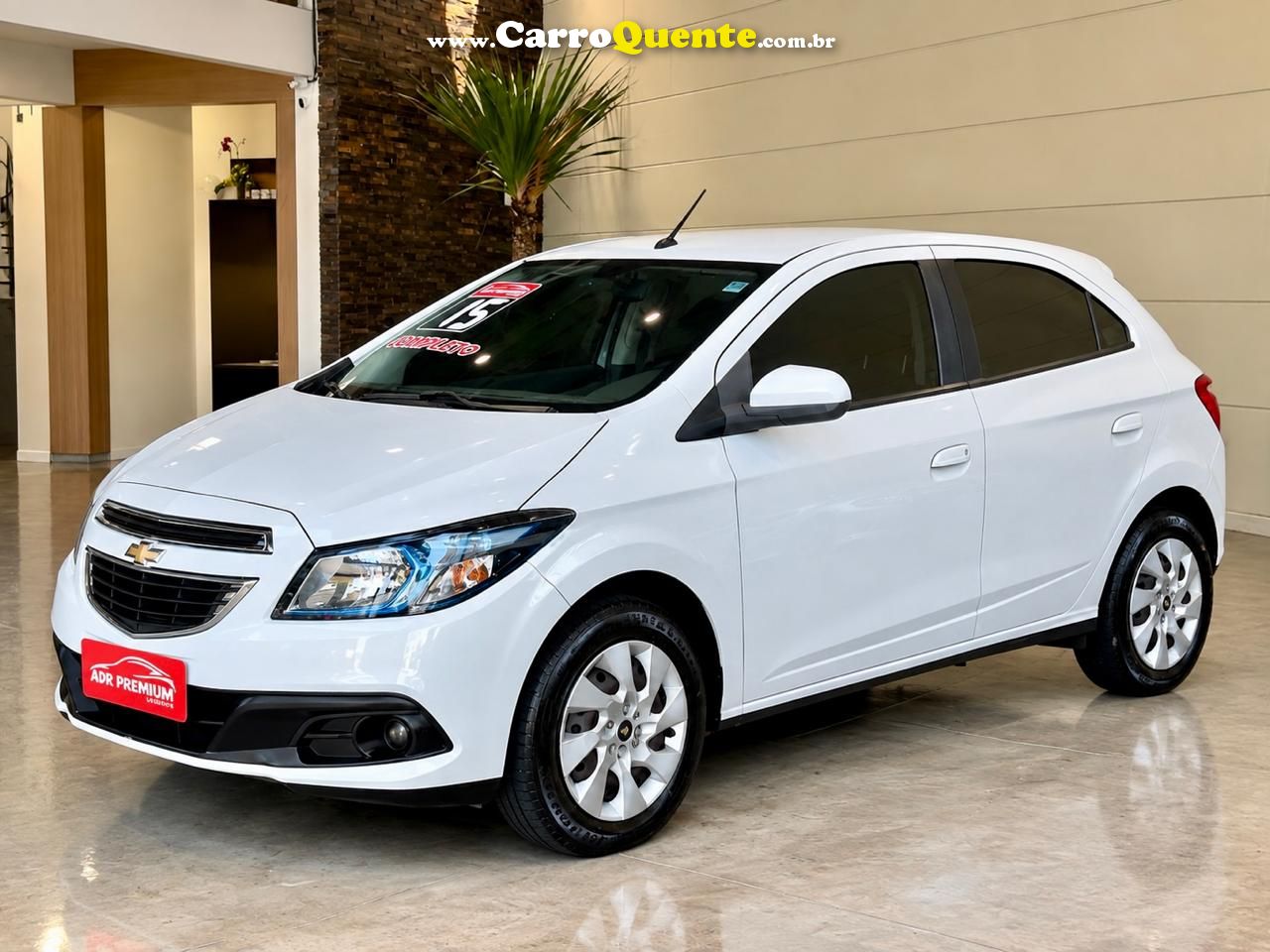 CHEVROLET ONIX 1.4 MPFI LT 8V 2015 - Loja