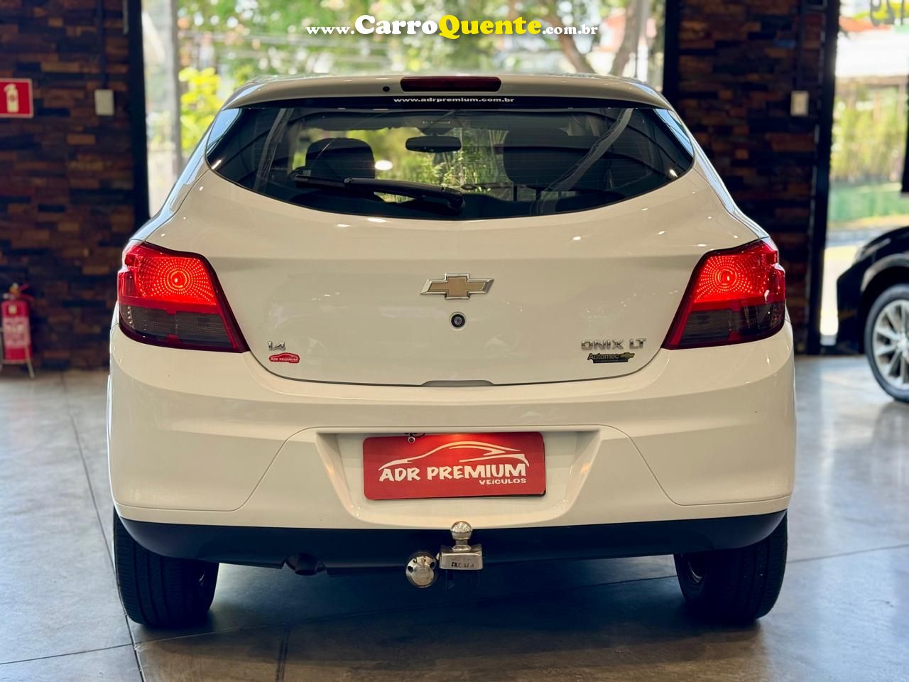 CHEVROLET ONIX 1.4 MPFI LT 8V 2015 - Loja