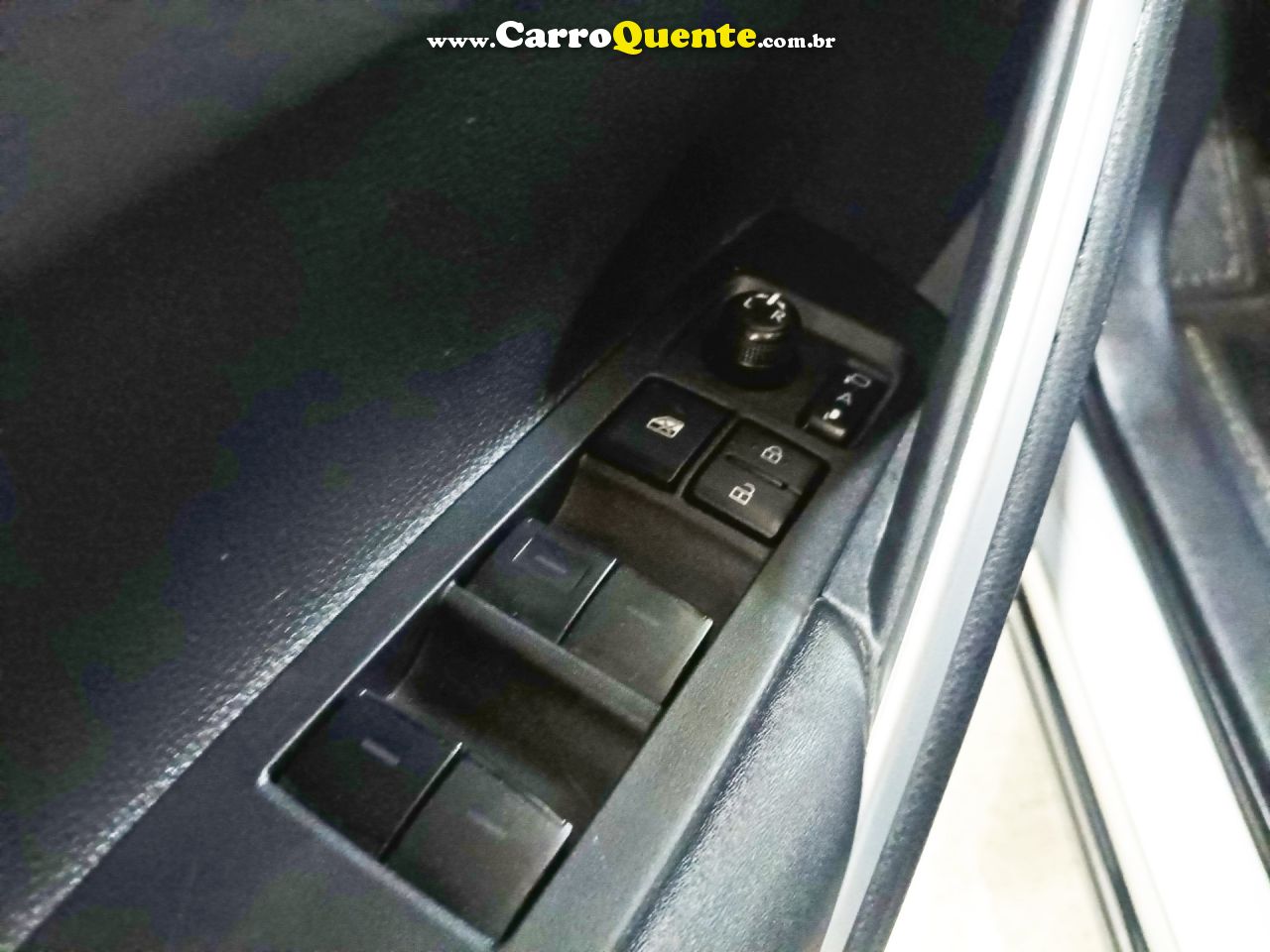 TOYOTA COROLLA CROSS 2.0 VVT-IE XRE DIRECT SHIFT 2023 - Loja
