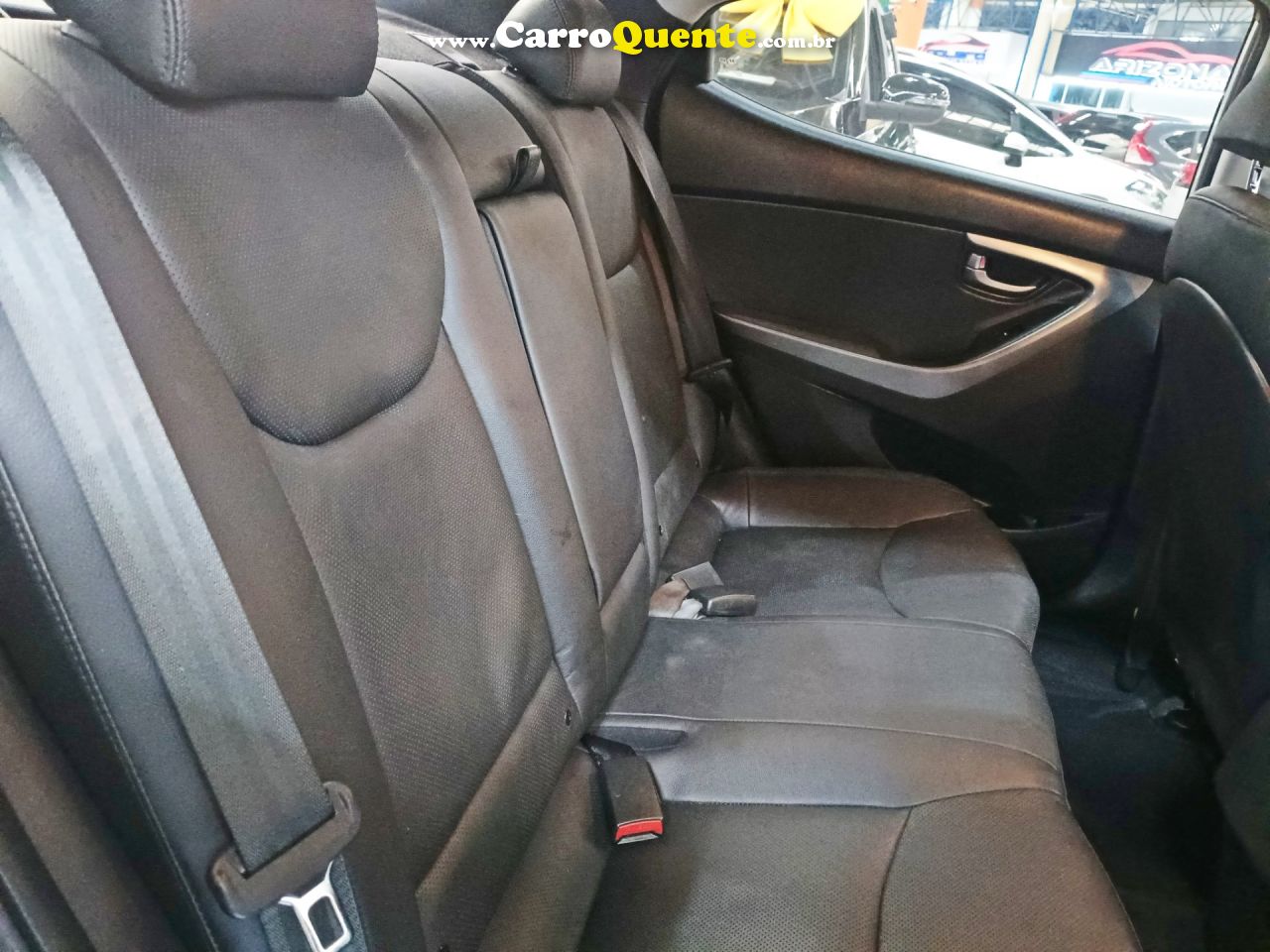 HYUNDAI ELANTRA 2.0 GLS 16V 2016 - Loja