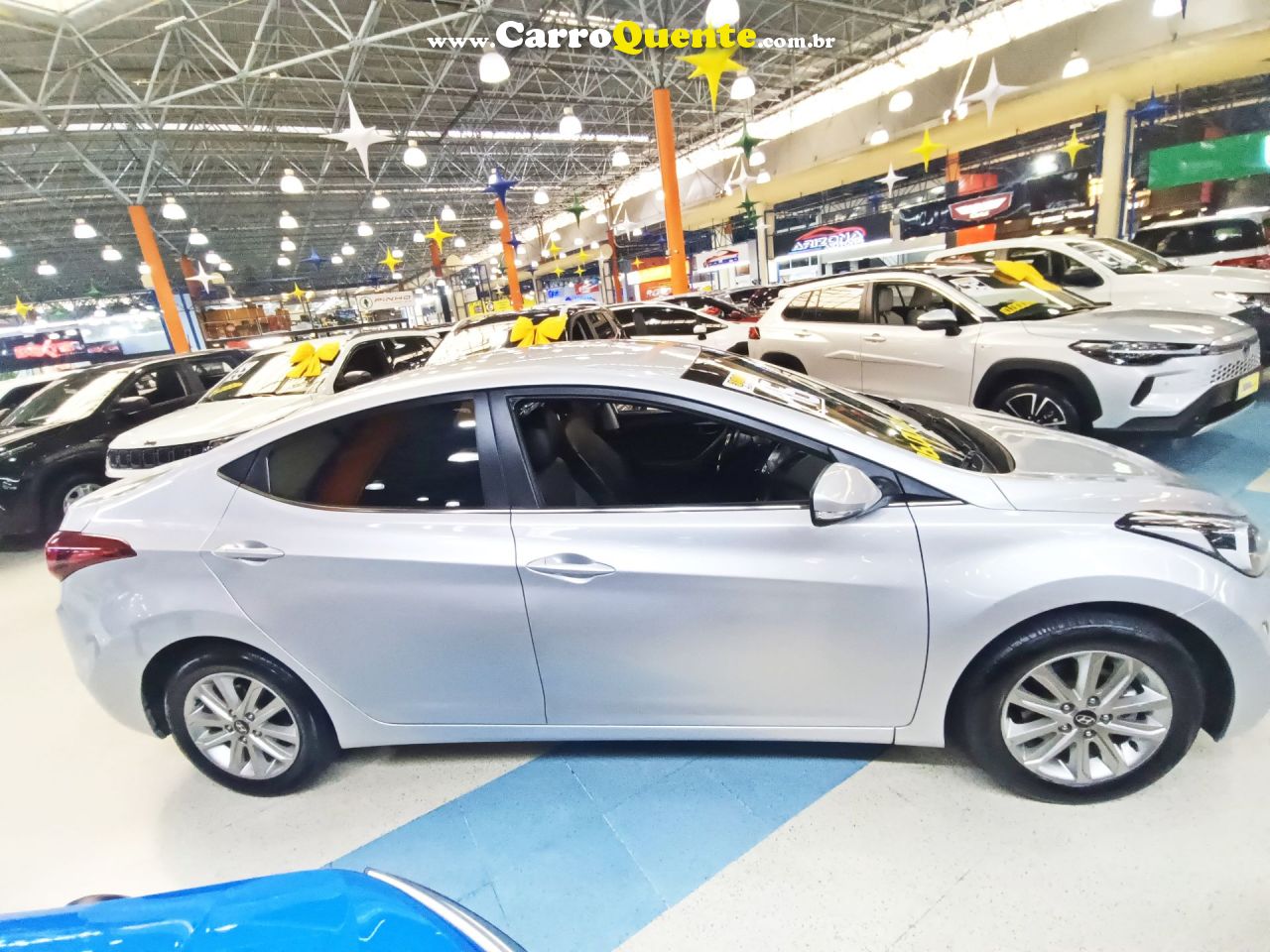 HYUNDAI ELANTRA 2.0 GLS 16V 2016 - Loja
