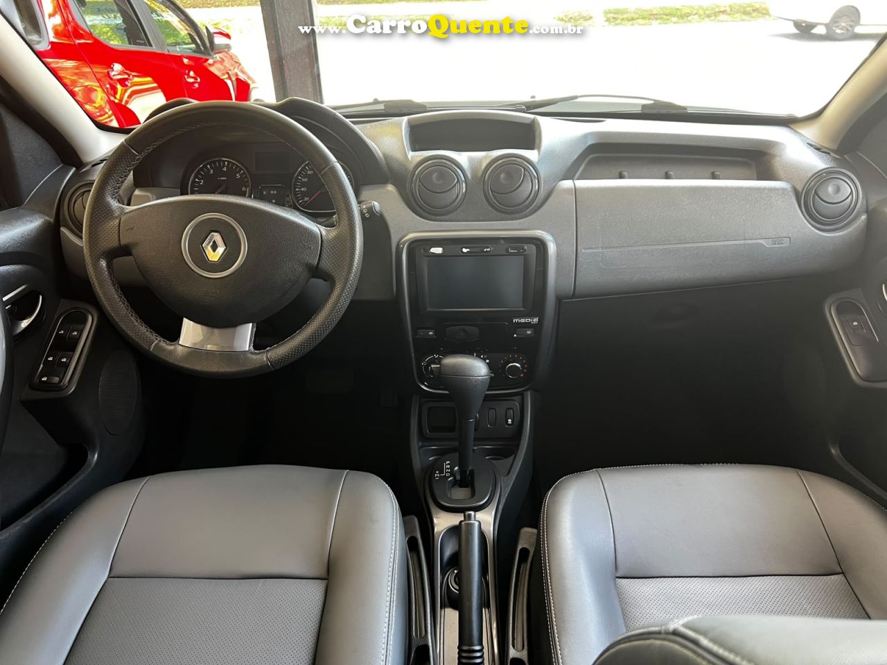 RENAULT DUSTER 2.0 DYNAMIQUE 4X2 16V 2014 - Loja
