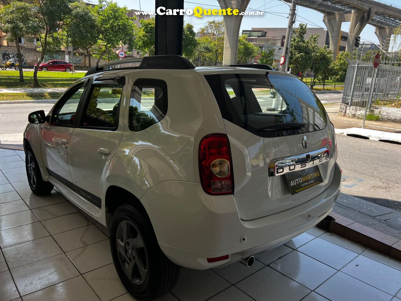 RENAULT DUSTER 2.0 DYNAMIQUE 4X2 16V 2014 - Loja
