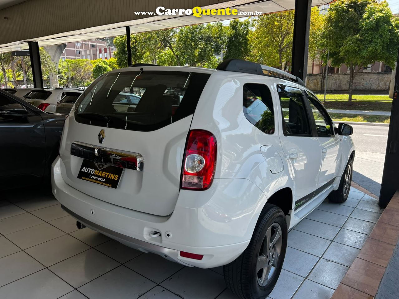 RENAULT DUSTER 2.0 DYNAMIQUE 4X2 16V 2014 - Loja