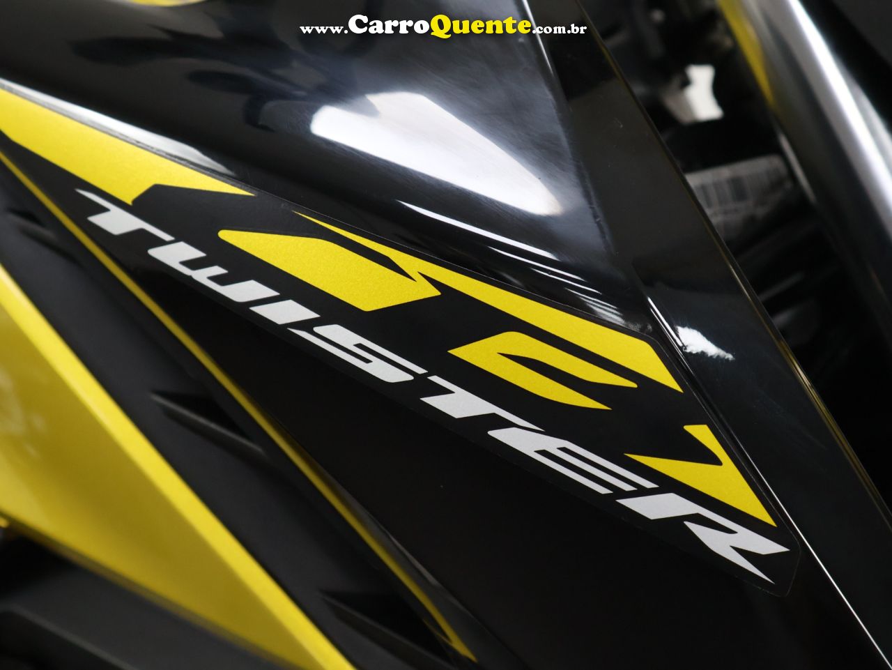 HONDA CB 300F TWISTER ABS 2023 - Loja