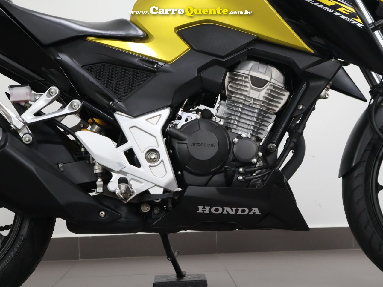 HONDA CB 300F TWISTER ABS 2023 - Loja