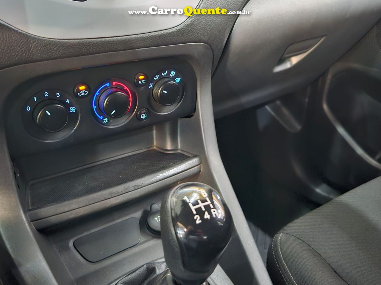 FORD KA 1.0 SE FLEX COMPLETISSÍMO 2018 - Loja