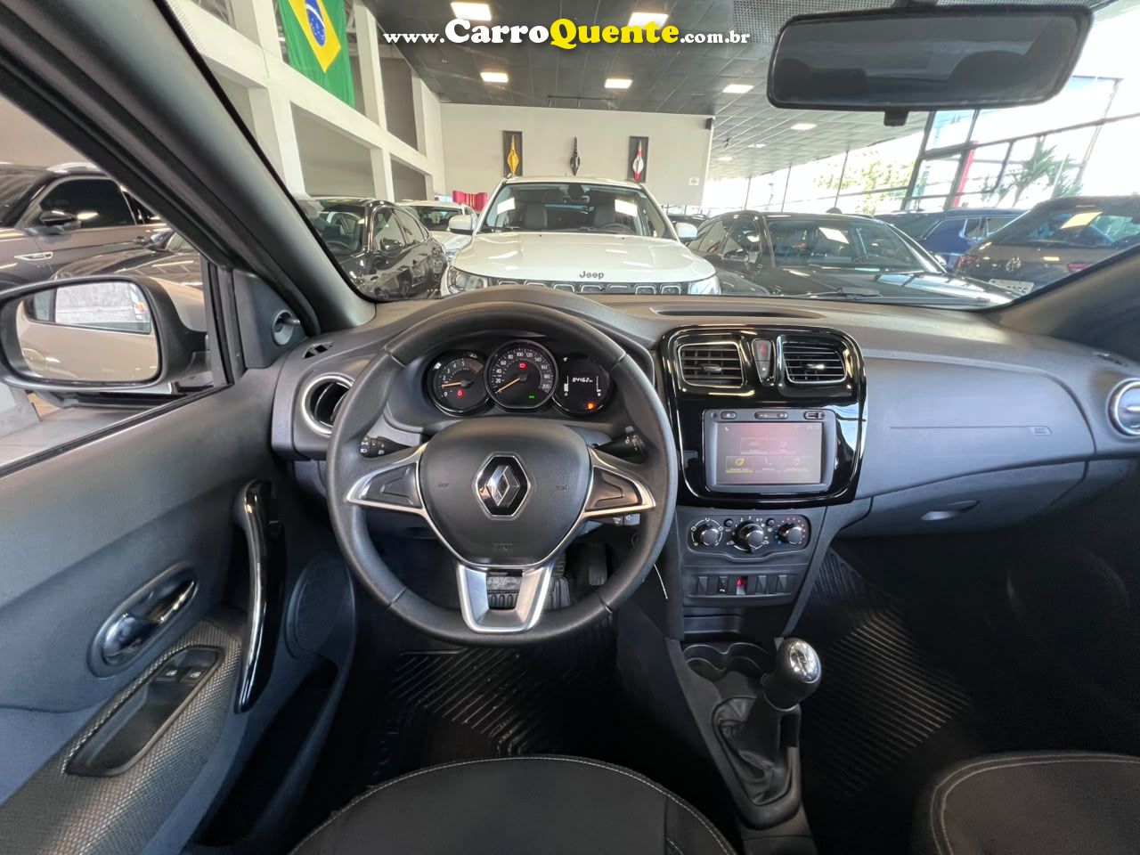 RENAULT LOGAN 1.0 12V SCE ZEN 2021 - Loja