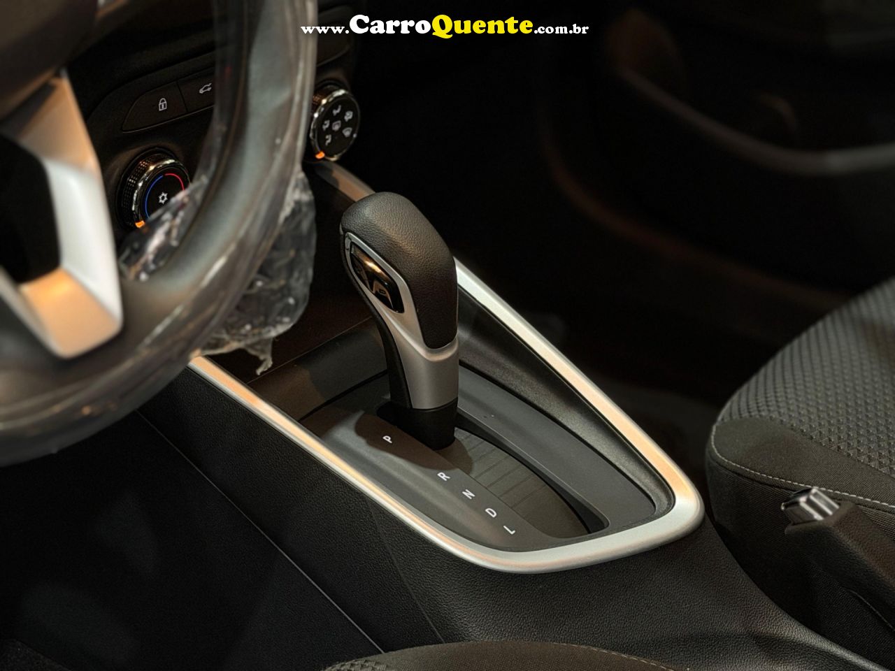 CHEVROLET ONIX 1.0 PLUS LT 2025 - Loja