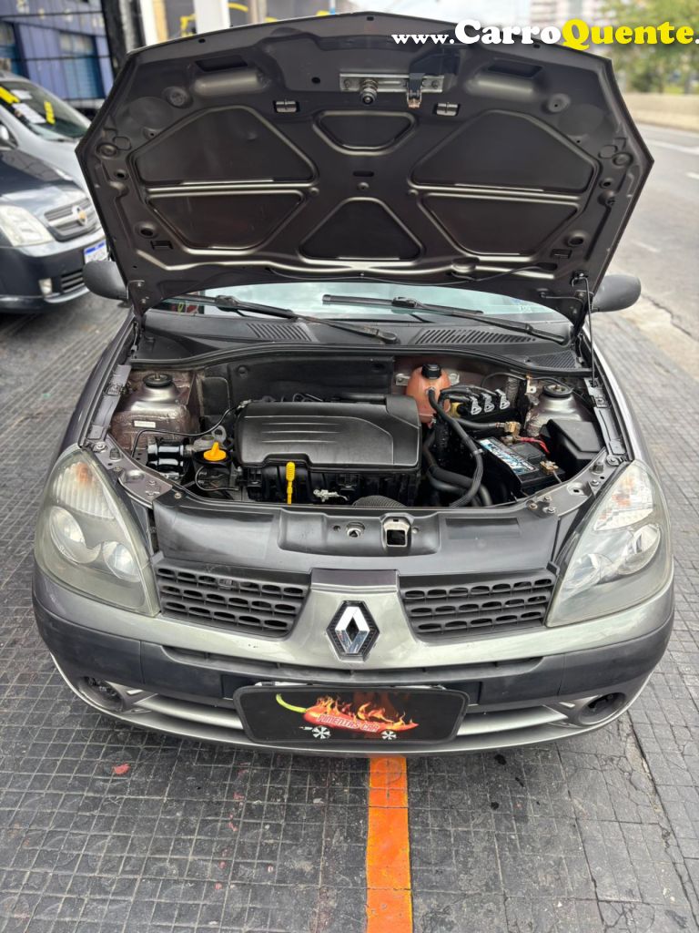 RENAULT   CLIO SED. AUTHENTIQUE HI-FLEX 1.6 16V 4P   CINZA 2005 1.6 GASOLINA - Loja