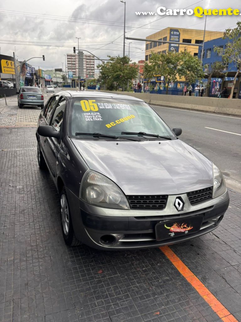 RENAULT   CLIO SED. AUTHENTIQUE HI-FLEX 1.6 16V 4P   CINZA 2005 1.6 GASOLINA - Loja