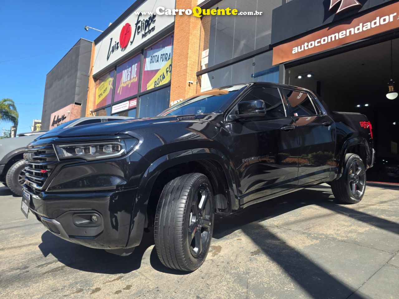 RAM   RAMPAGE RT HURRIC. 4 2.0 TB CD 4X4 AUT.   PRETO 2024 2.0 GASOLINA - Loja