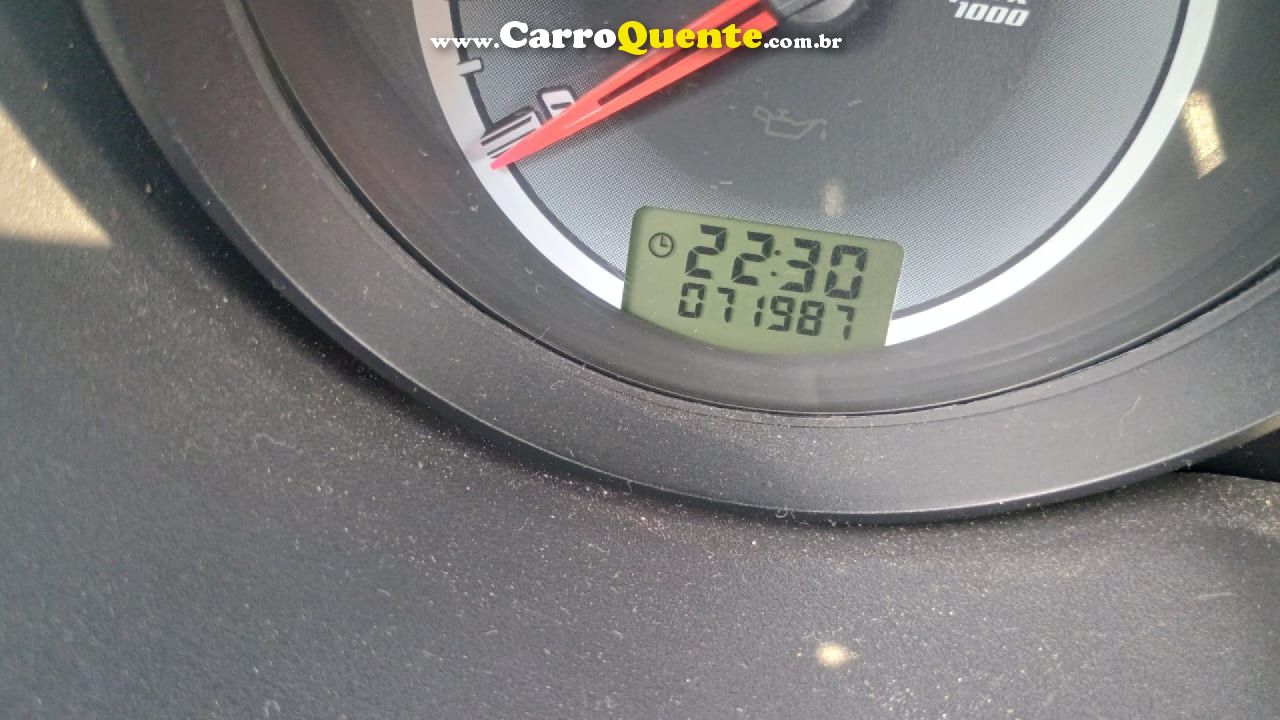 FORD   FIESTA 1.0 8V FLEXCLASS 1.0 8V FLEX 5P   PRATA 2011 1.0 FLEX - Loja