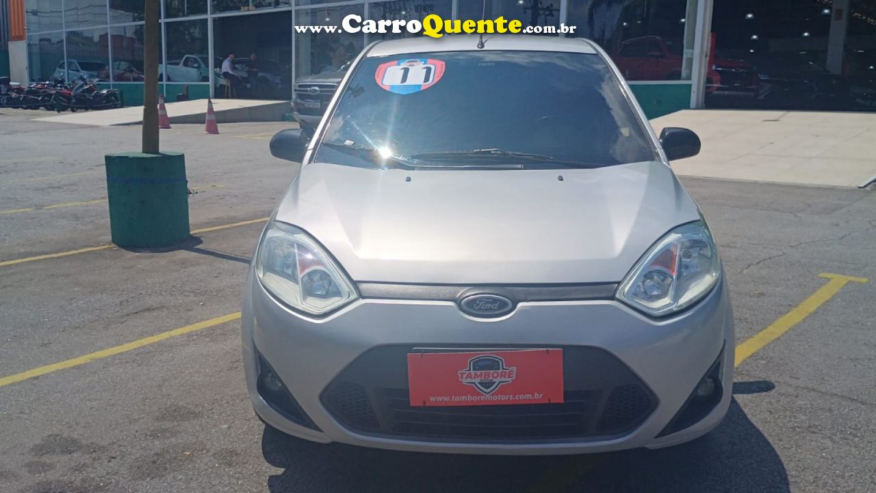 FORD   FIESTA 1.0 8V FLEXCLASS 1.0 8V FLEX 5P   PRATA 2011 1.0 FLEX - Loja
