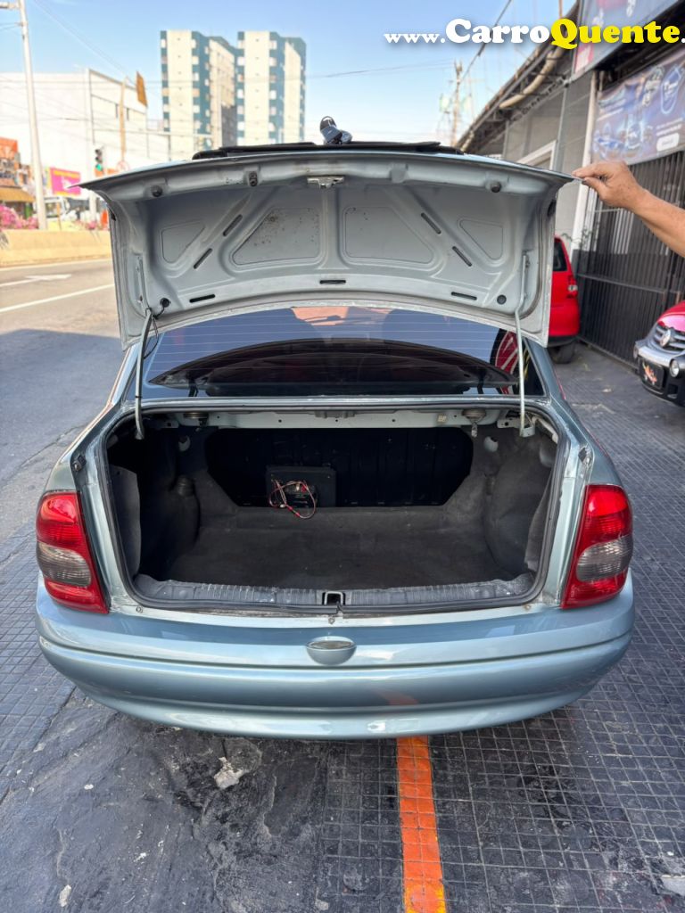 CHEVROLET   CORSA SED CLASSIC SUPER 1.6 MPFI VHC 8V   CINZA 2003 1.6 GASOLINA - Loja