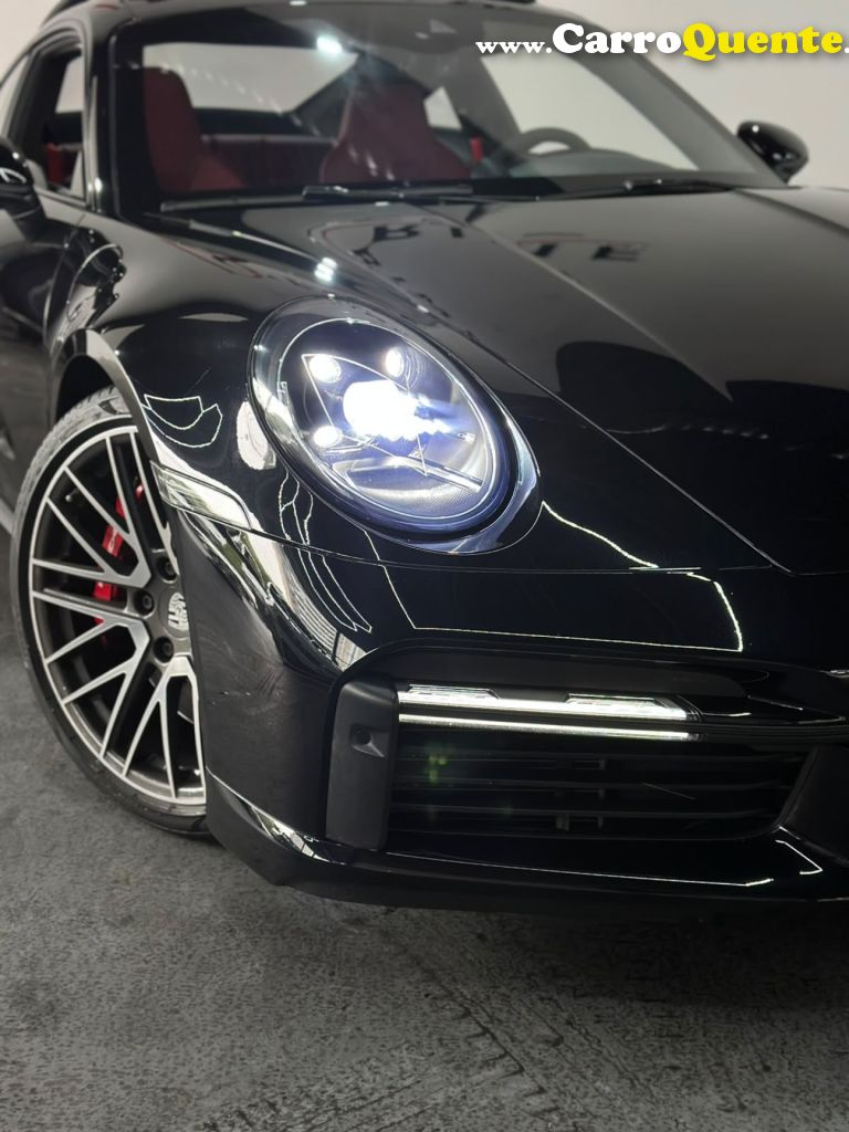PORSCHE   911 TURBO COUPE 3.63.8 (991992)   PRETO 2021 3.8 GASOLINA - Loja