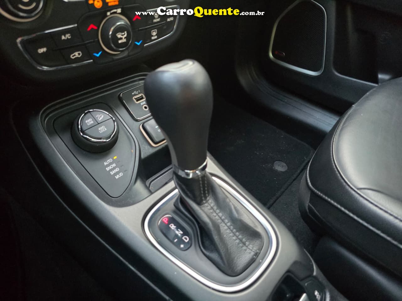 JEEP   COMPASS S 2.0 4X4 TB 16V DIESEL AUT.   BRANCO 2019 2.0 DIESEL - Loja