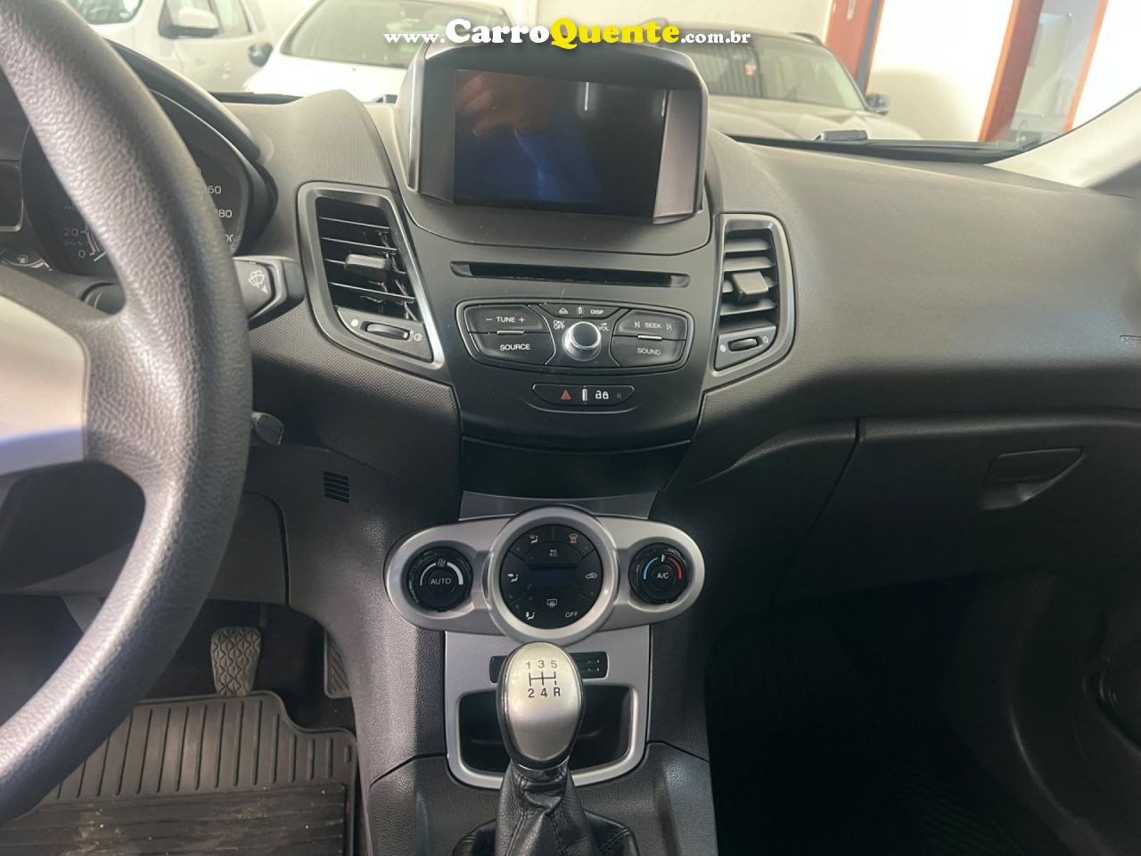 FORD   FIESTA SE 1.6 16V FLEX 5P   BRANCO 2019 1.6 FLEX - Loja