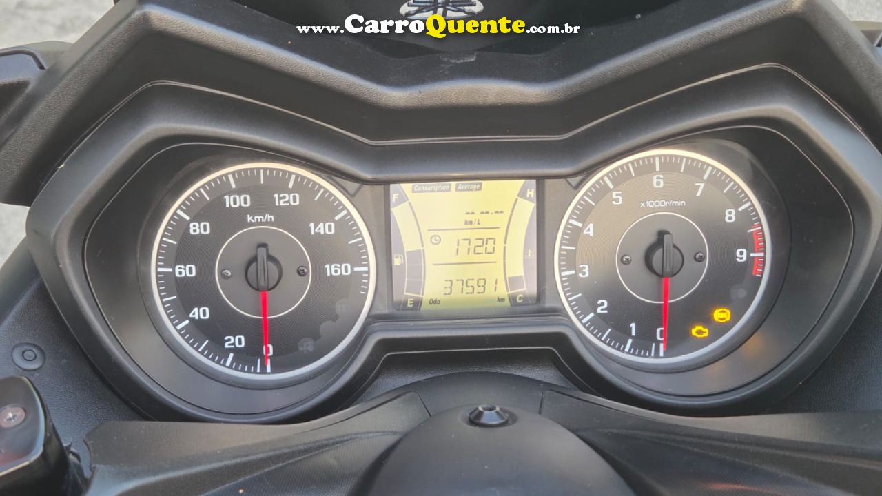YAMAHA    XMAX 250   VERDE 2024 250cc GASOLINA - Loja