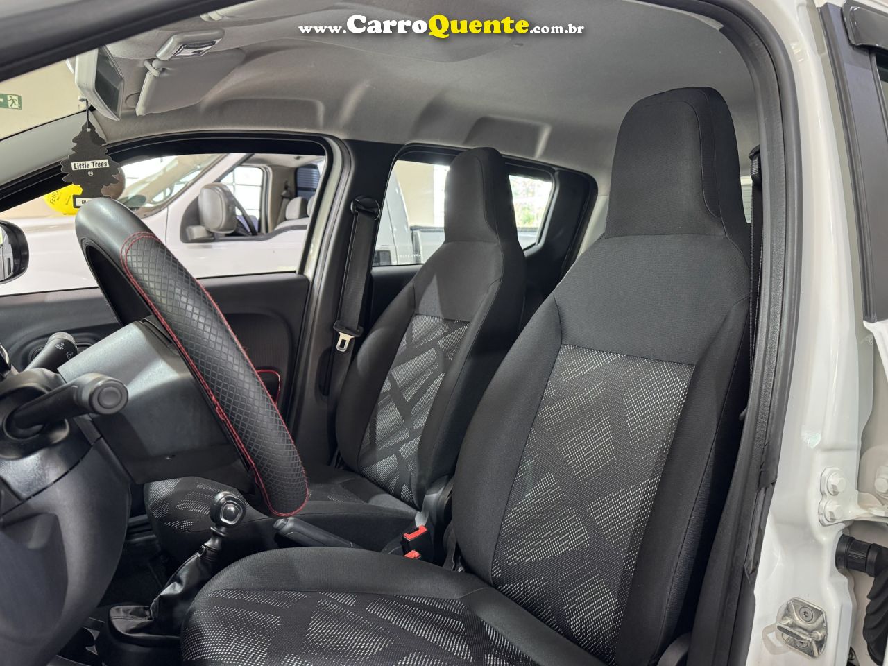 FIAT   MOBI LIKE 1.0 FIRE FLEX 5P.   BRANCO 2023 1.0 FLEX - Loja