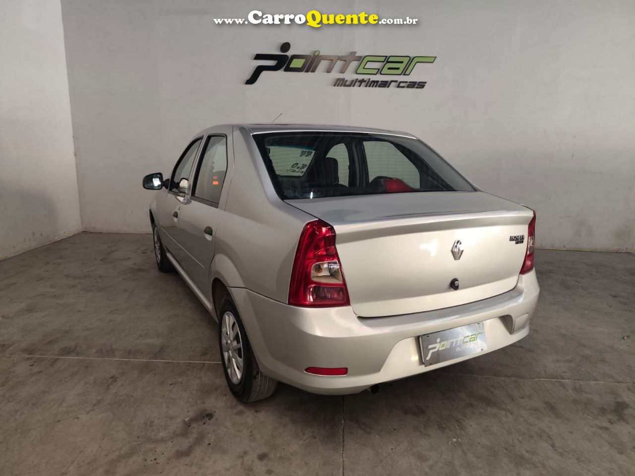 RENAULT   LOGAN AUTHENTIQUE HI-FLEX 1.0 16V 4P   PRATA 2011 1.0 GASOLINA - Loja