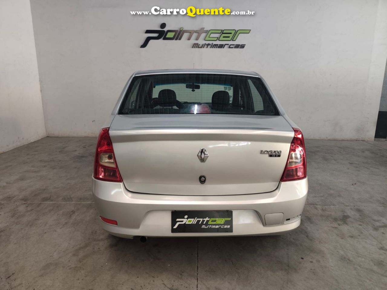 RENAULT   LOGAN AUTHENTIQUE HI-FLEX 1.0 16V 4P   PRATA 2011 1.0 GASOLINA - Loja
