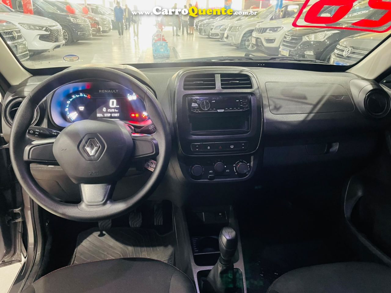 RENAULT   KWID ZEN 1.0 FLEX 12V 5P MEC.   CINZA 2026 1.0 FLEX - Loja