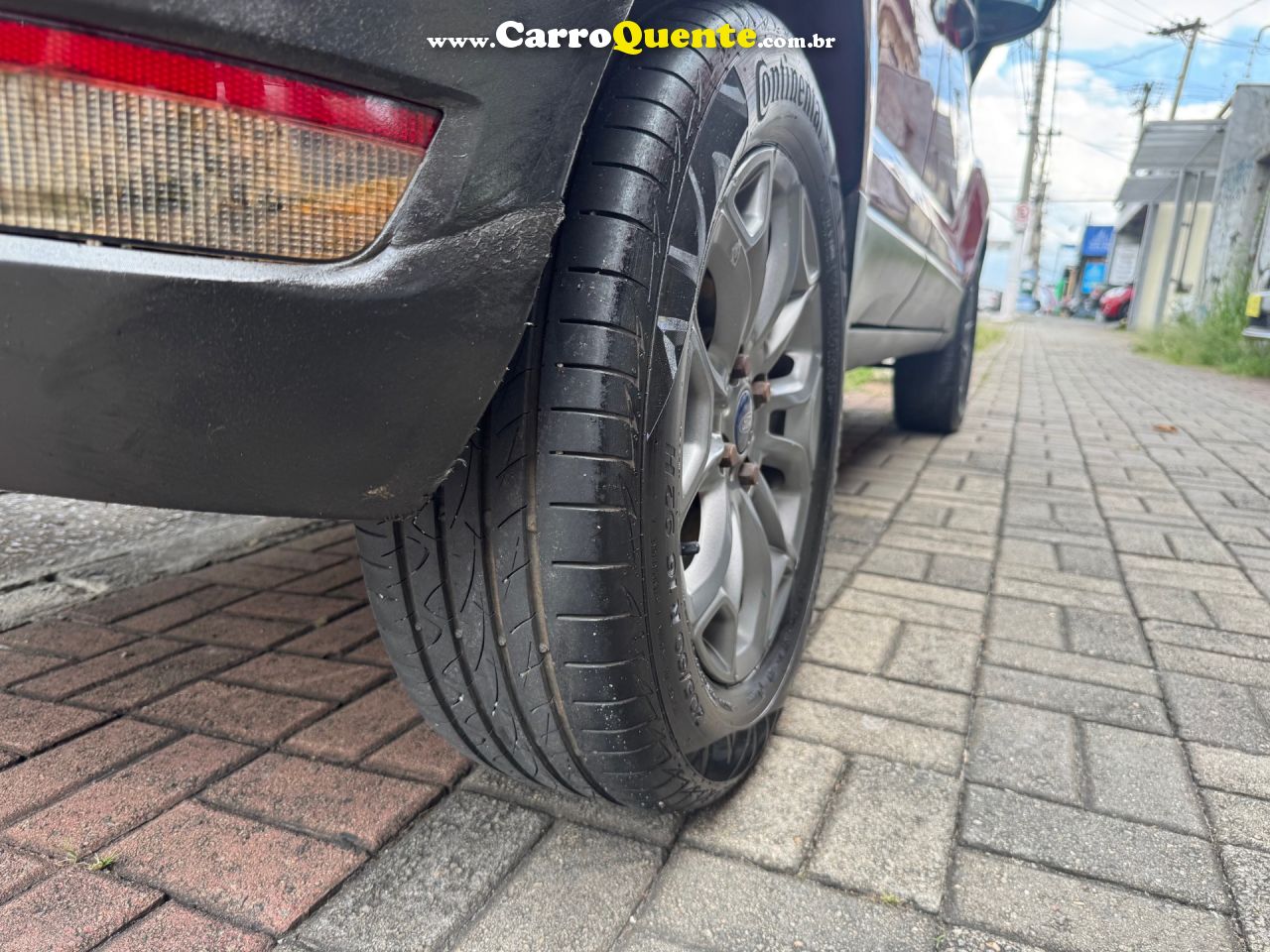 FORD   ECOSPORT FREESTYLE 2.0 16V FLEX 5P   VERMELHO 2014 2.0 FLEX - Loja