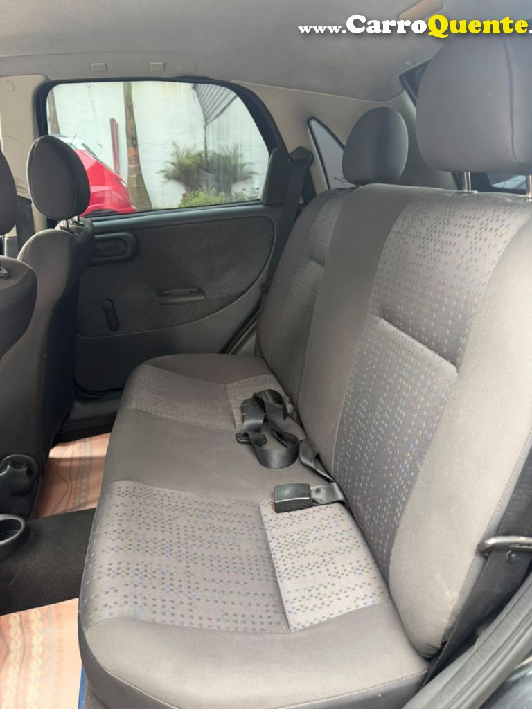 CHEVROLET   CORSA HAT. MAXX 1.4 8V ECONOFLEX 5P   PRETO 2011 1.4 FLEX - Loja