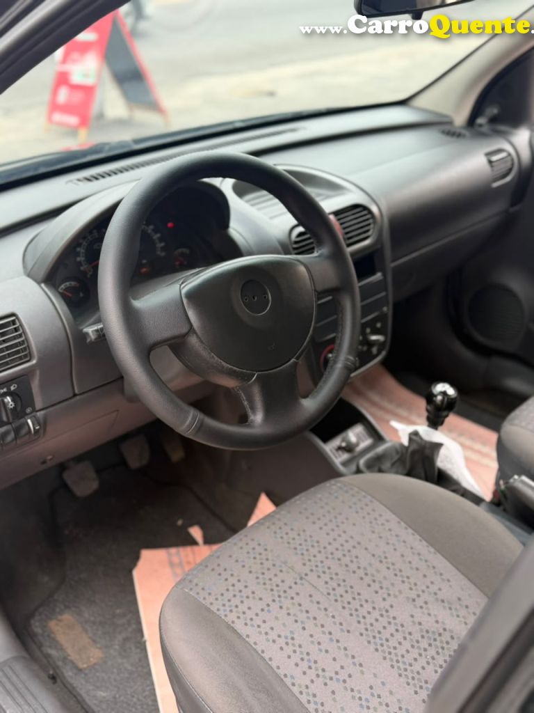 CHEVROLET   CORSA HAT. MAXX 1.4 8V ECONOFLEX 5P   PRETO 2011 1.4 FLEX - Loja