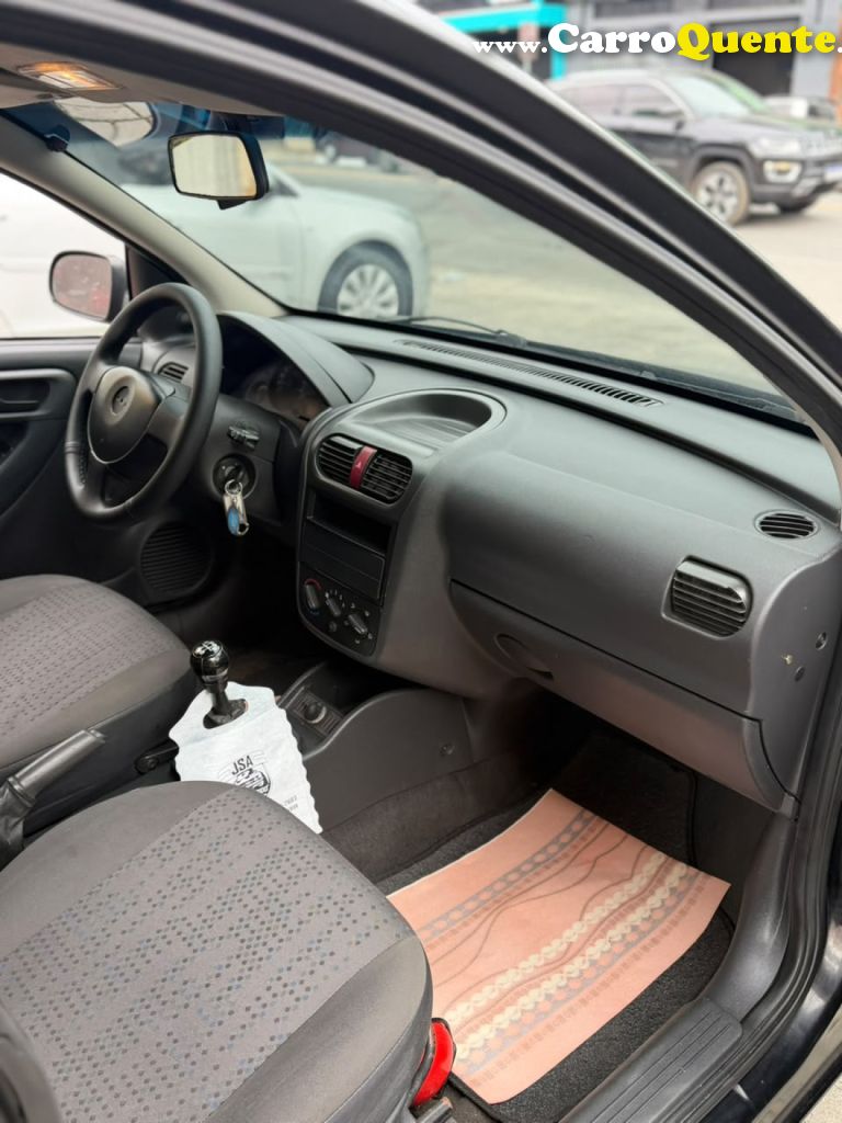 CHEVROLET   CORSA HAT. MAXX 1.4 8V ECONOFLEX 5P   PRETO 2011 1.4 FLEX - Loja