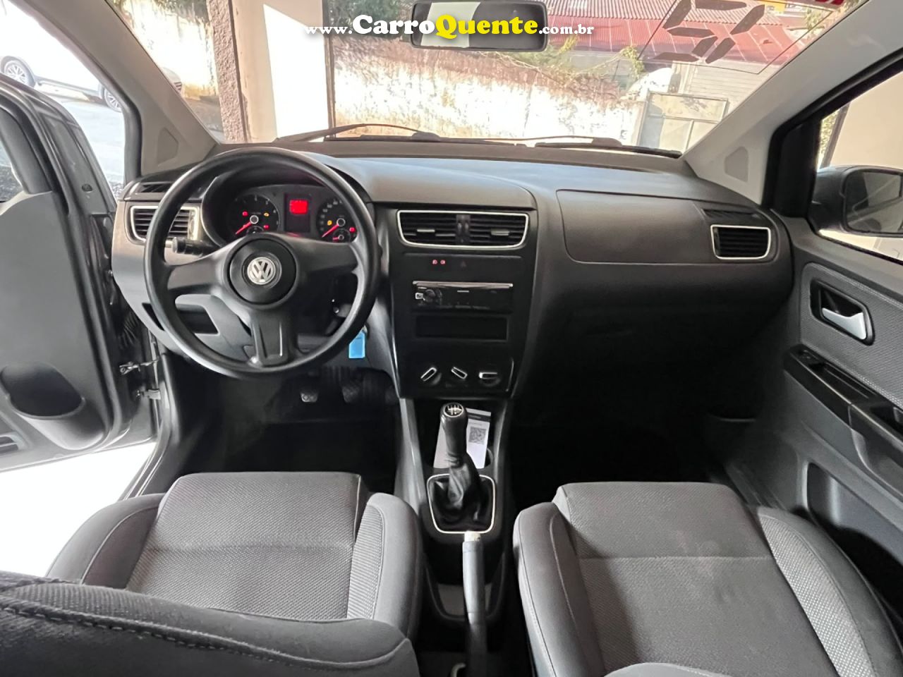 VOLKSWAGEN   FOX 1.6 MI TOTAL FLEX 8V 5P   CINZA 2012 1.6 FLEX - Loja