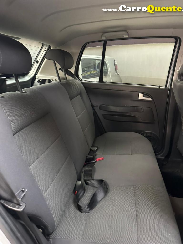 VOLKSWAGEN   CROSSFOX 1.6 MI TOTAL FLEX 8V 5P   PRATA 2007 1.6 FLEX - Loja