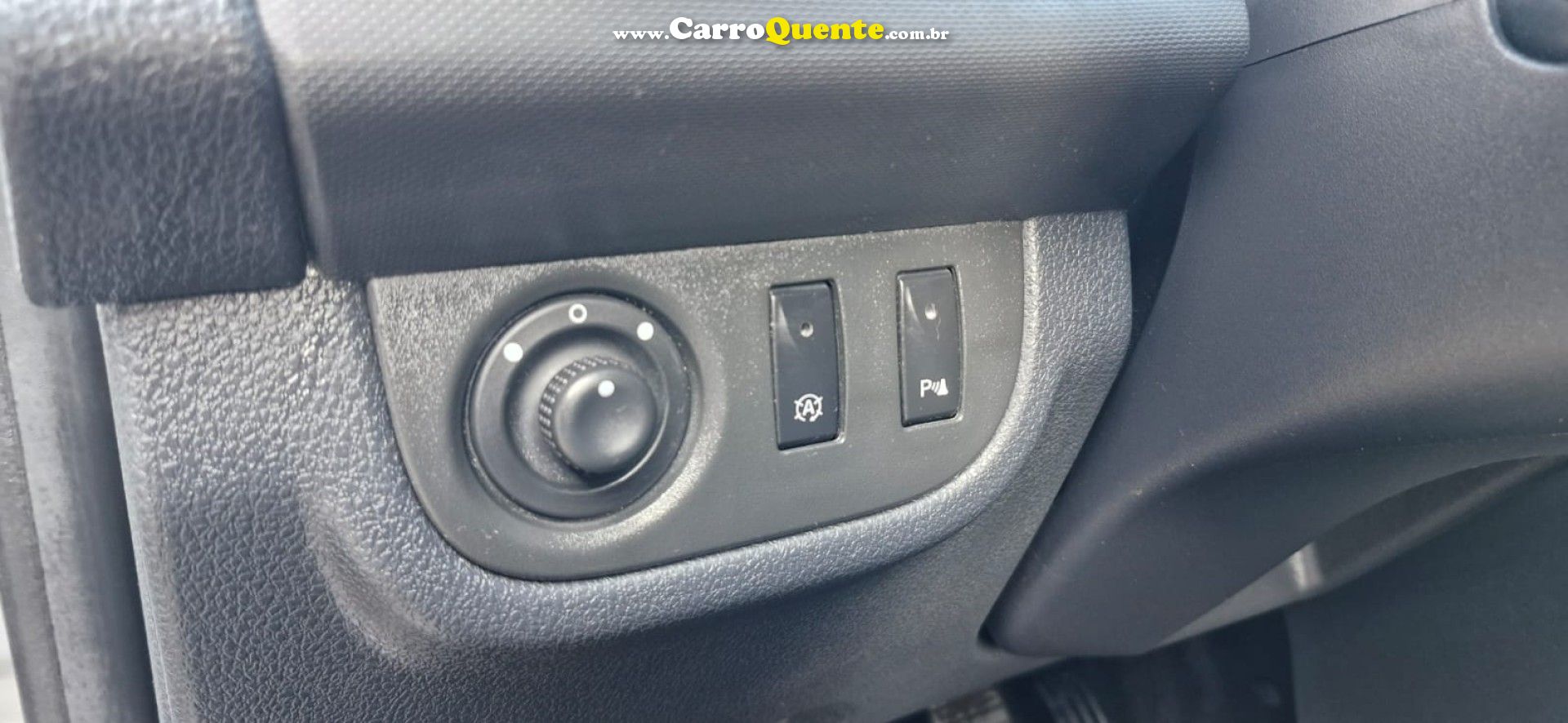 RENAULT   SANDERO STEPWAY EXP. FLEX 1.6 16V 5P   PRATA 2019 1.6 FLEX - Loja