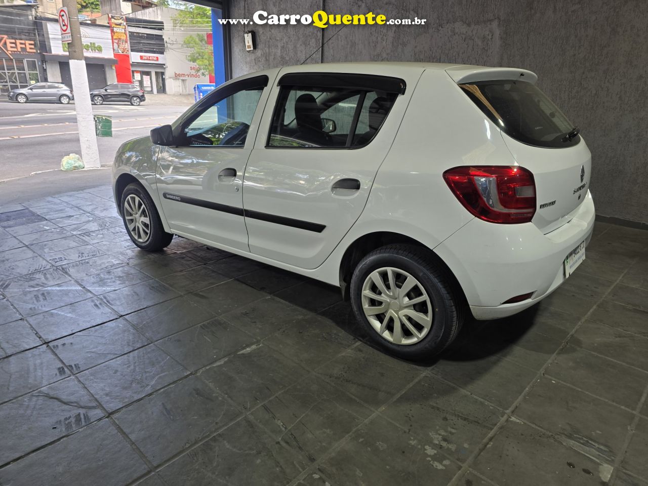 RENAULT   SANDERO AUTHENTIQUE FLEX 1.0 12V 5P   BRANCO 2020 1.0 FLEX - Loja