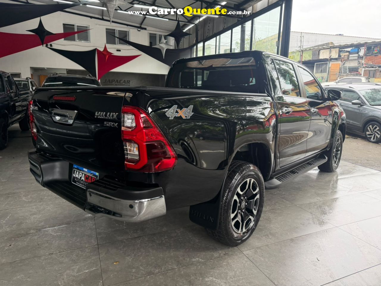 TOYOTA   HILUX CD SRX 4X4 2.8 TDI 16V DIESEL AUT.   PRETO 2026 2.8 DIESEL - Loja