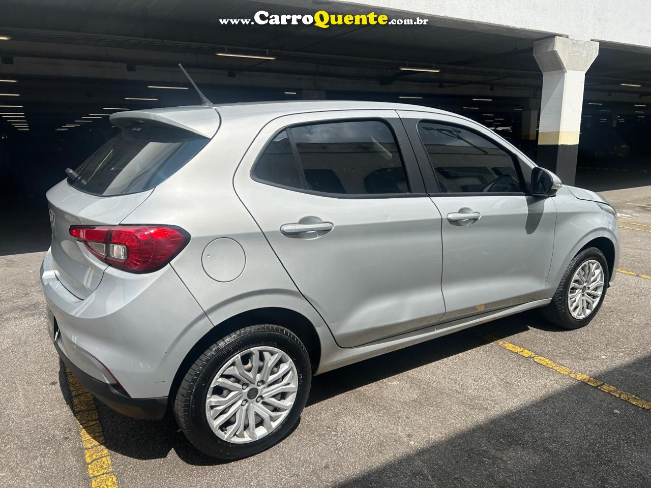 FIAT   ARGO DRIVE 1.0 6V FLEX   PRATA 2022 1.0 FLEX - Loja