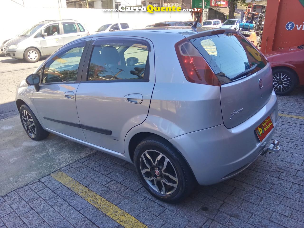FIAT   PUNTO  ELX 1.4 FIRE FLEX 8V 5P   PRATA 2010 1.4 FLEX - Loja