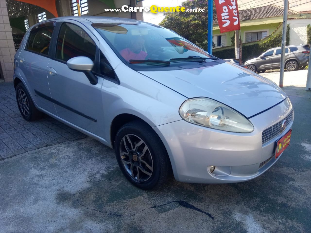 FIAT   PUNTO  ELX 1.4 FIRE FLEX 8V 5P   PRATA 2010 1.4 FLEX - Loja