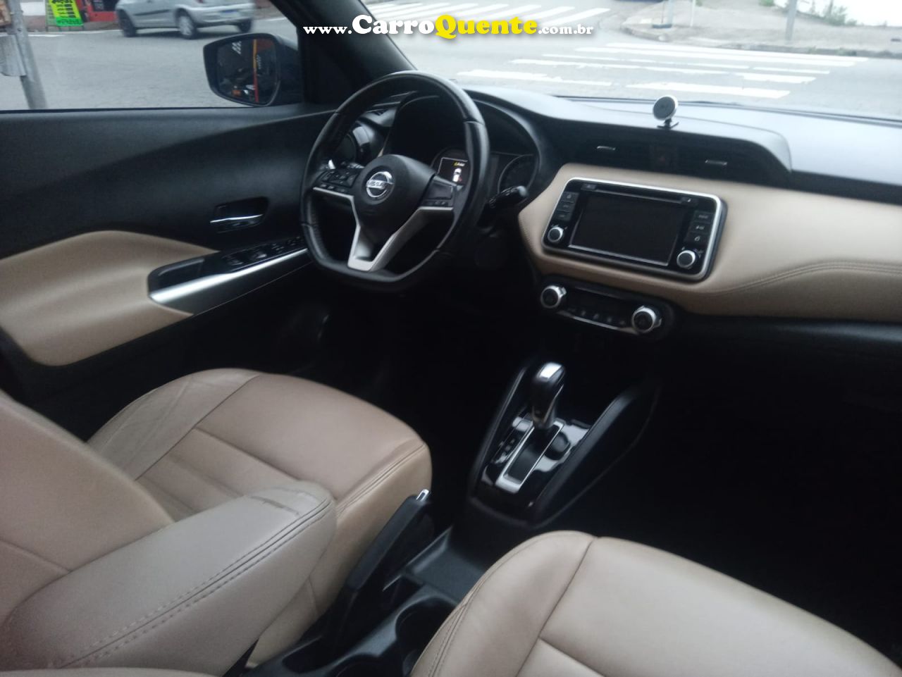 NISSAN   KICKS SL 1.6 16V FLEXSTAR 5P AUT.   MARROM 2018 1.6 GASOLINA - Loja