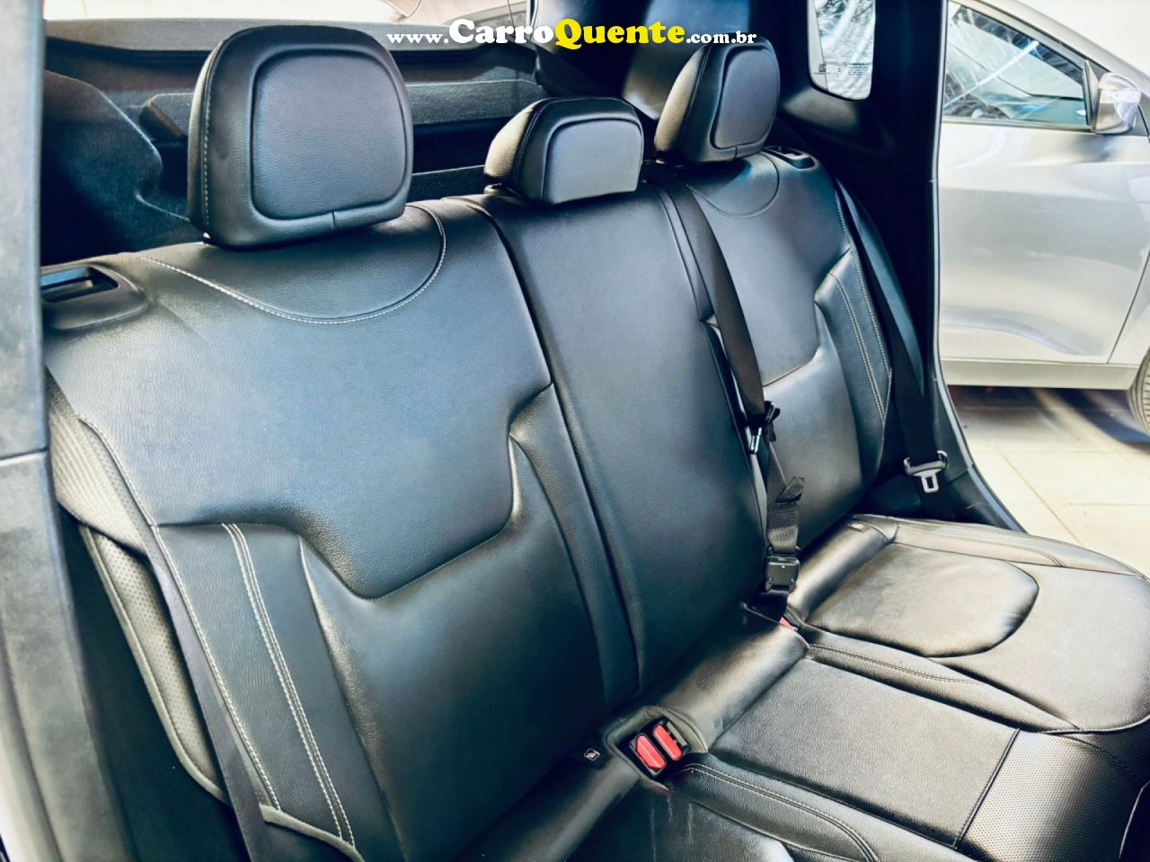JEEP   RENEGADE LONG. T270 1.3 TB 4X2 FLEX AUT.   AZUL 2025 1.3 FLEX - Loja