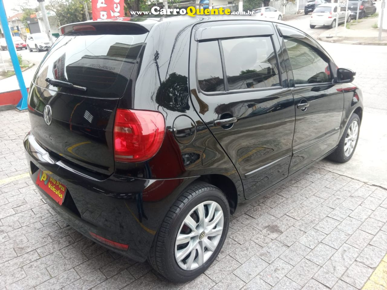 VOLKSWAGEN   FOX PLUS 1.0MI 1.0MI TOTAL FLEX 8V 4P   PRETO 2010 1.0 FLEX - Loja